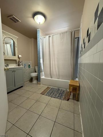 736 W Front St, Plainfield City, NJ 07060