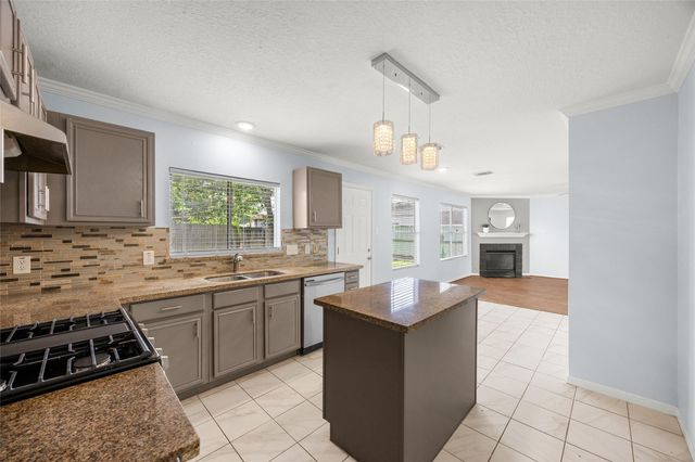 1146 Pennygent Lane, Channelview, TX 77530