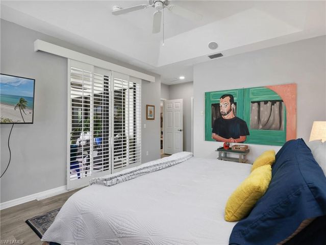 11163 Longshore WAY E, Naples, FL 34119