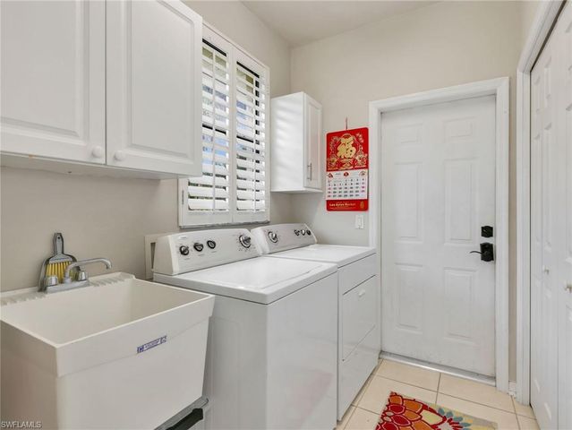 11163 Longshore WAY E, Naples, FL 34119