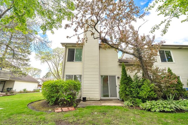 514 E Windgate Court 2D5, Arlington Heights, IL 60005