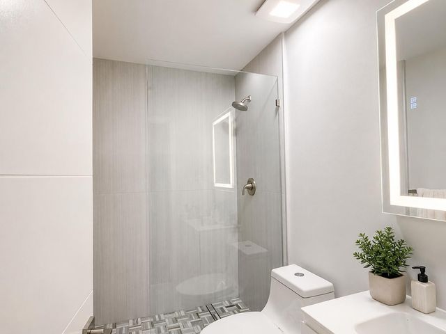 4103 Carriage Drive H4, Pompano Beach, FL 33069