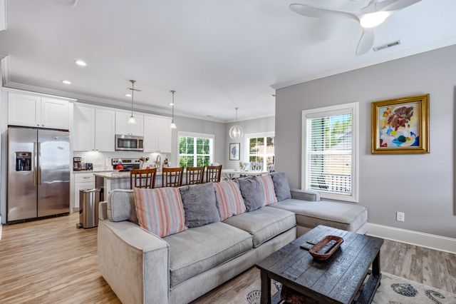29 Sandlapper Way, Pawleys Island, SC 29585