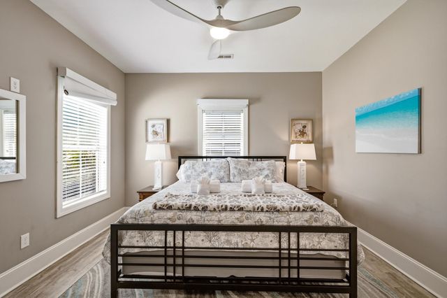 29 Sandlapper Way, Pawleys Island, SC 29585