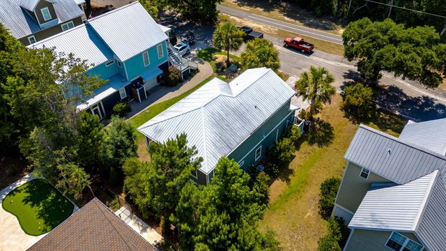 29 Sandlapper Way, Pawleys Island, SC 29585