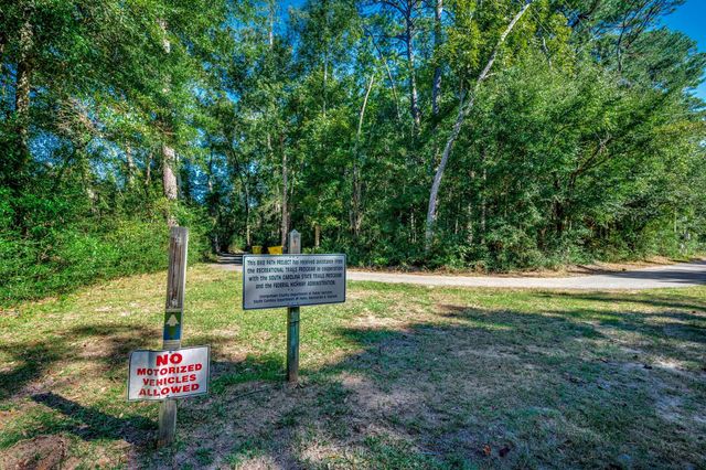 29 Sandlapper Way, Pawleys Island, SC 29585