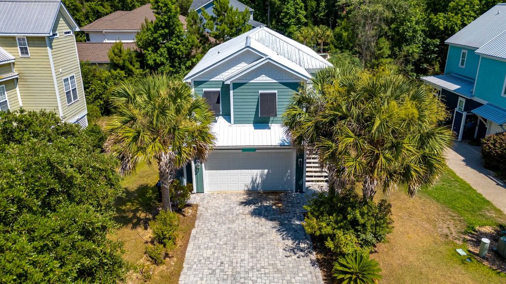 29 Sandlapper Way, Pawleys Island, SC 29585
