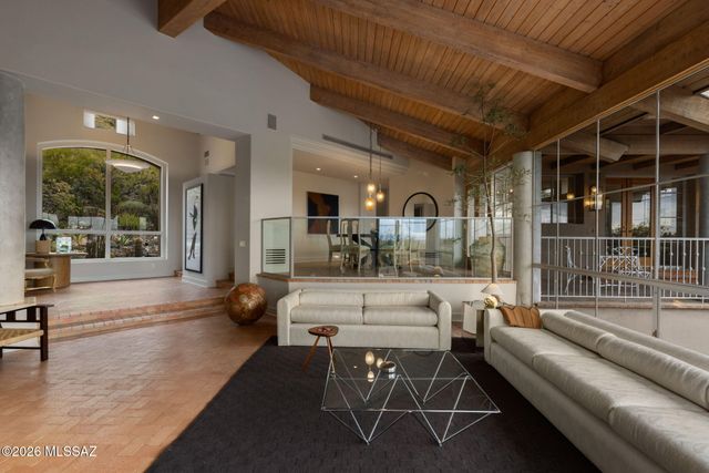 6482 N Ventana Canyon Drive, Tucson, AZ 85750