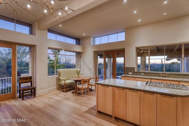 6482 N Ventana Canyon Drive, Tucson, AZ 85750