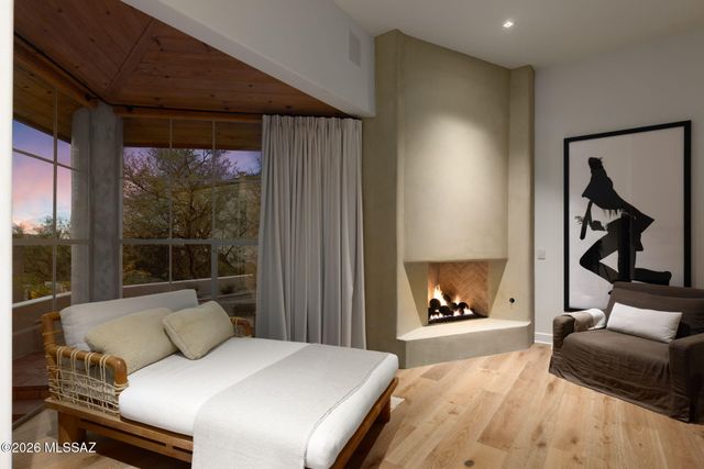 6482 N Ventana Canyon Drive, Tucson, AZ 85750