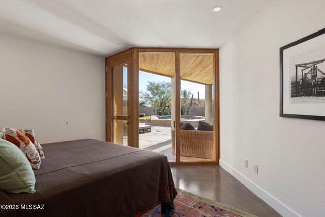 6482 N Ventana Canyon Drive, Tucson, AZ 85750