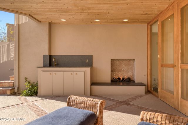 6482 N Ventana Canyon Drive, Tucson, AZ 85750