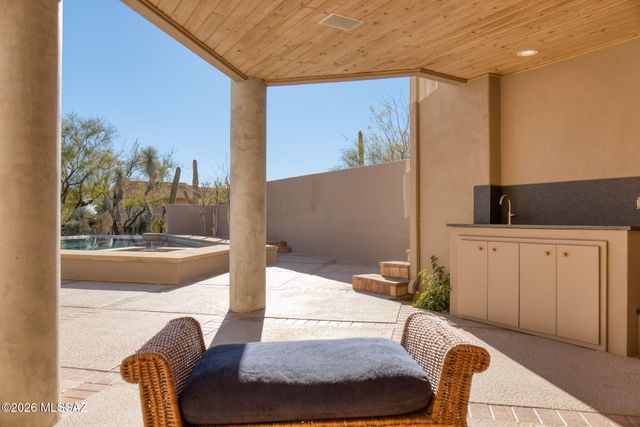 6482 N Ventana Canyon Drive, Tucson, AZ 85750