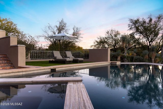 6482 N Ventana Canyon Drive, Tucson, AZ 85750