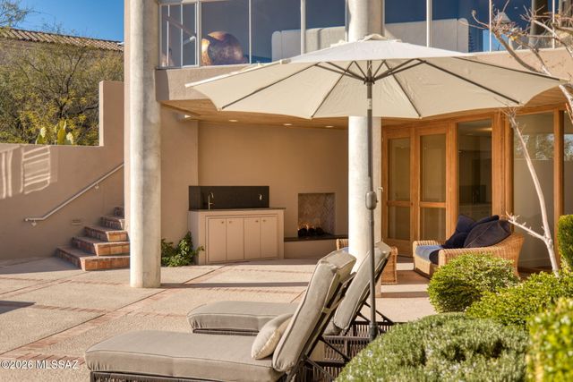 6482 N Ventana Canyon Drive, Tucson, AZ 85750