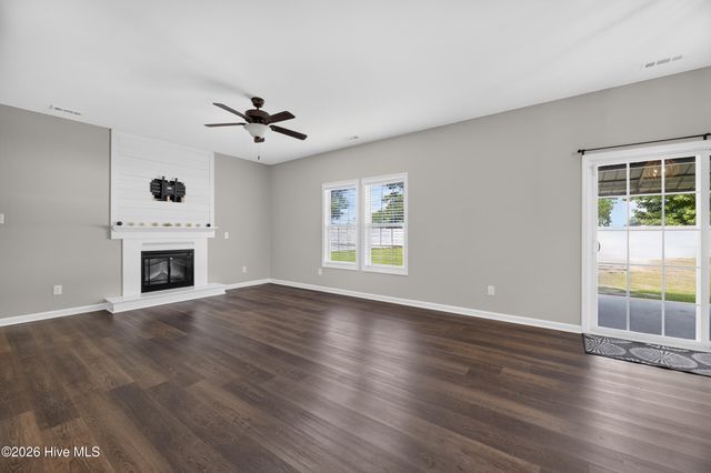 1049 Jade Lane, Winterville, NC 28590