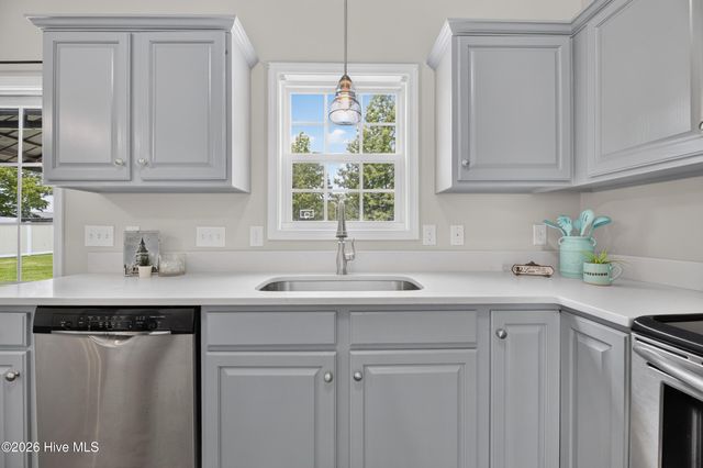 1049 Jade Lane, Winterville, NC 28590