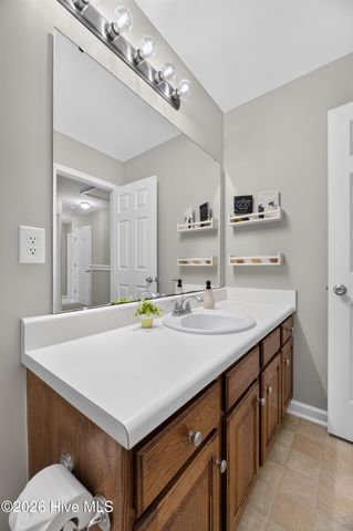 1049 Jade Lane, Winterville, NC 28590