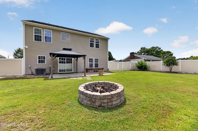 1049 Jade Lane, Winterville, NC 28590