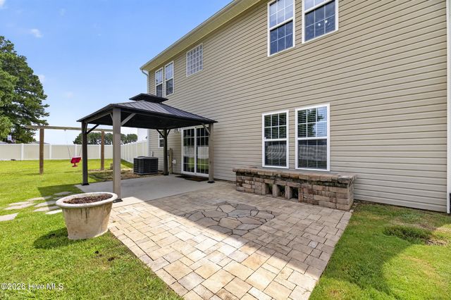 1049 Jade Lane, Winterville, NC 28590