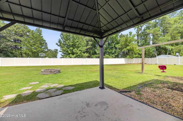 1049 Jade Lane, Winterville, NC 28590