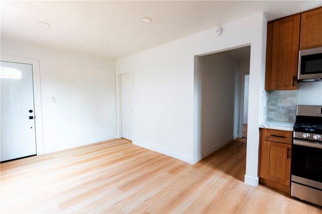784 E Walton Street A, Signal Hill, CA 90755