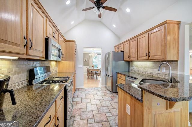 1082 Fieldstone Drive, Canton, GA 30114