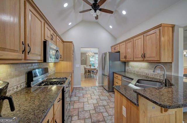 1082 Fieldstone Drive, Canton, GA 30114
