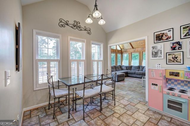 1082 Fieldstone Drive, Canton, GA 30114