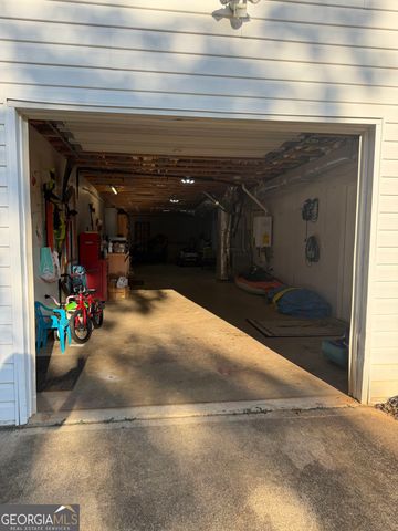 1082 Fieldstone Drive, Canton, GA 30114