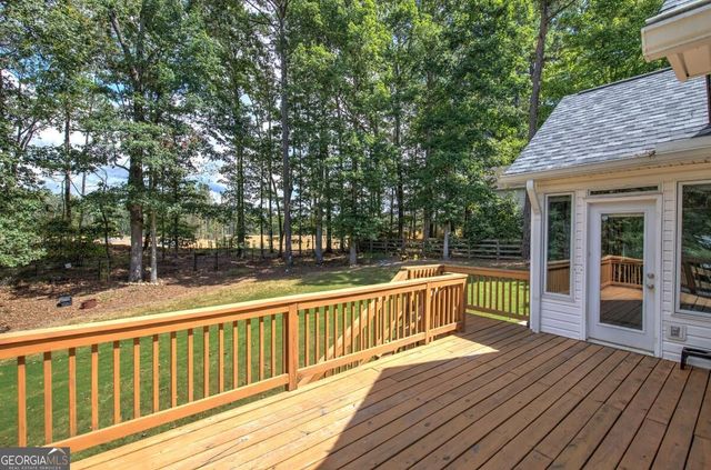 1082 Fieldstone Drive, Canton, GA 30114