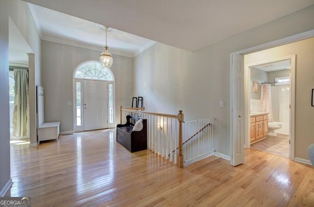 1082 Fieldstone Drive, Canton, GA 30114