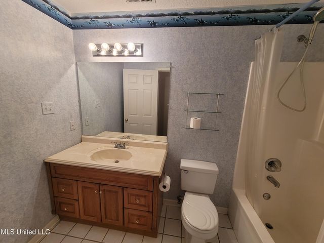 13165 Coldwater Drive, Olive Branch, MS 38654