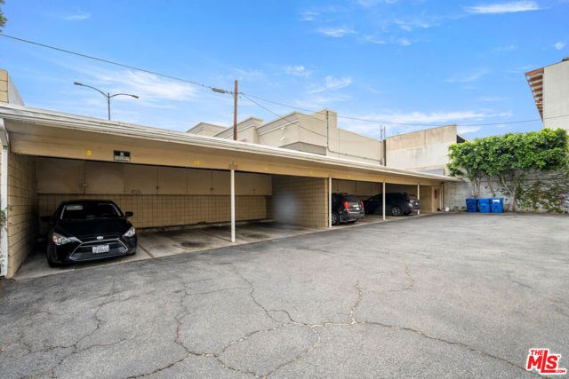 2050 Rodney Drive, Los Angeles, CA 90027