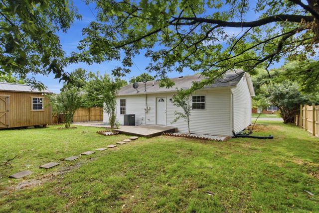 204 Green Street, Nicholasville, KY 40356