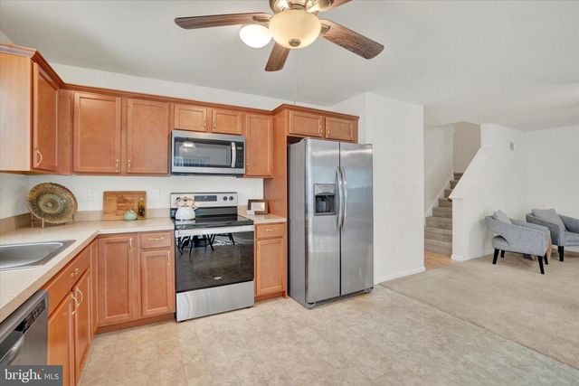 135 SUNBURY WAY, Red Lion, PA 17356