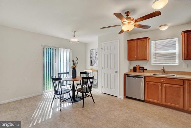 135 SUNBURY WAY, Red Lion, PA 17356