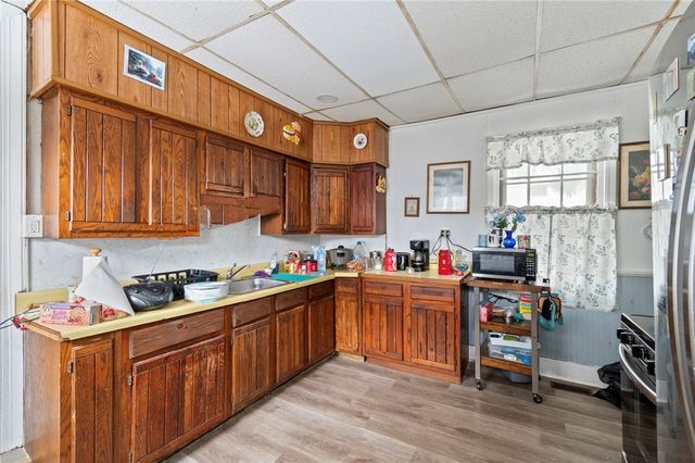 100 Broad Street, Lyons, NY 14489