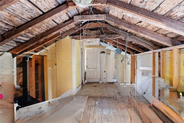 100 Broad Street, Lyons, NY 14489