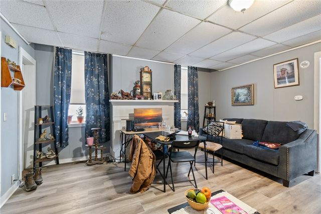 100 Broad Street, Lyons, NY 14489