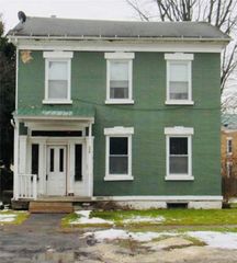 100 Broad Street, Lyons, NY 14489