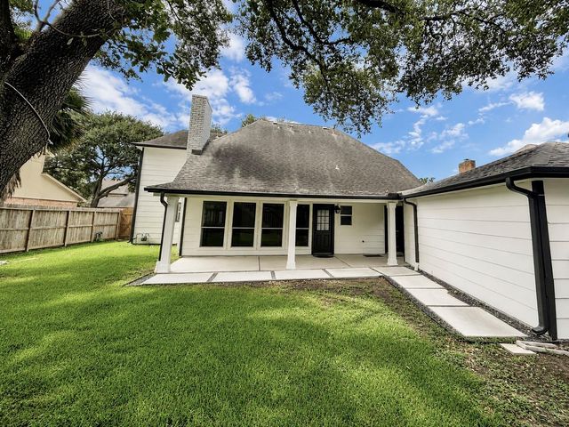 11642 Trailmont Drive, Houston, TX 77077