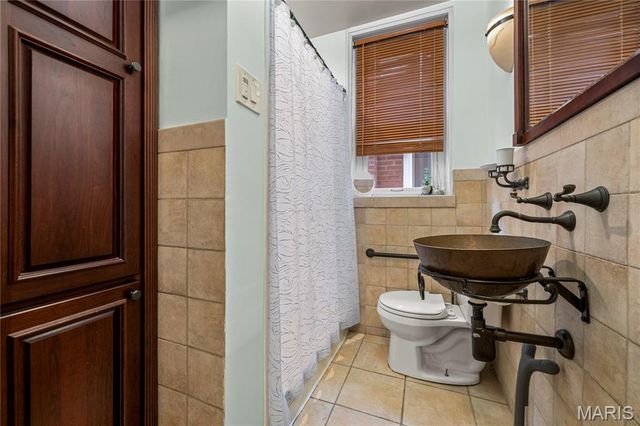 5537 Devonshire Avenue, St Louis, MO 63109