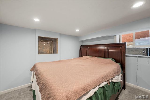 5537 Devonshire Avenue, St Louis, MO 63109
