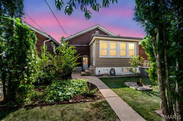 5537 Devonshire Avenue, St Louis, MO 63109