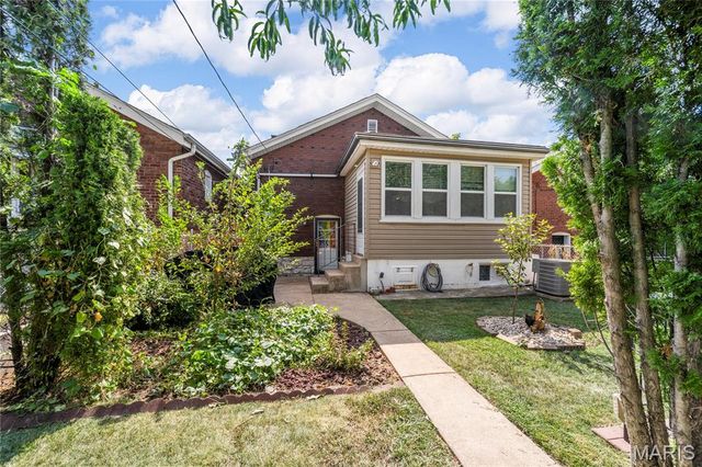 5537 Devonshire Avenue, St Louis, MO 63109