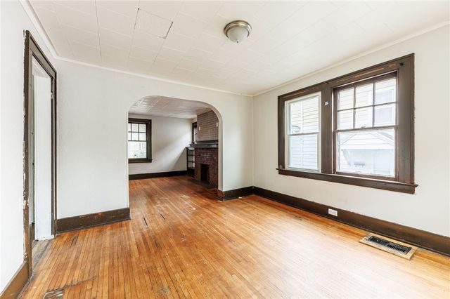 140 Curlew Street, Rochester, NY 14613