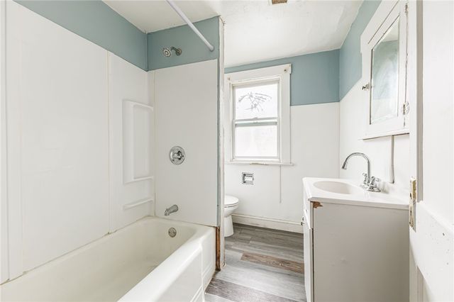 140 Curlew Street, Rochester, NY 14613