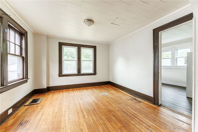 140 Curlew Street, Rochester, NY 14613