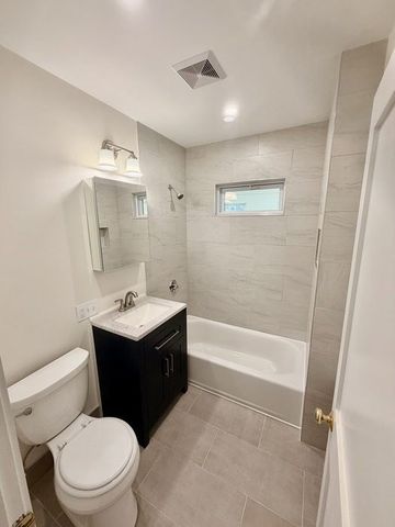37 Rogers Park 2, Boston, MA 02135